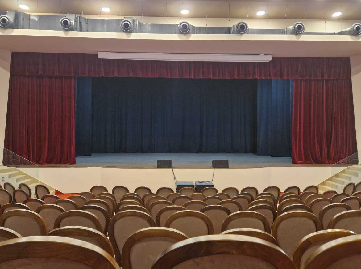 stage-shop-casa-de-cultura-george-bologan-garnitura-scena